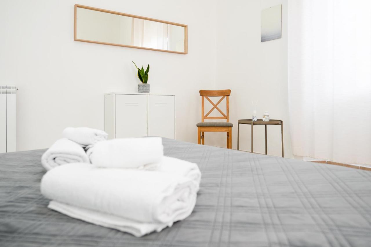 Seaside Apartament Near The Beach 明图尔诺 外观 照片